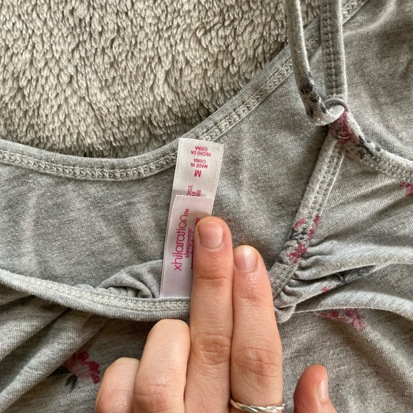 *Sold* Target Floral print cami size M/L - Picture 2 of 4